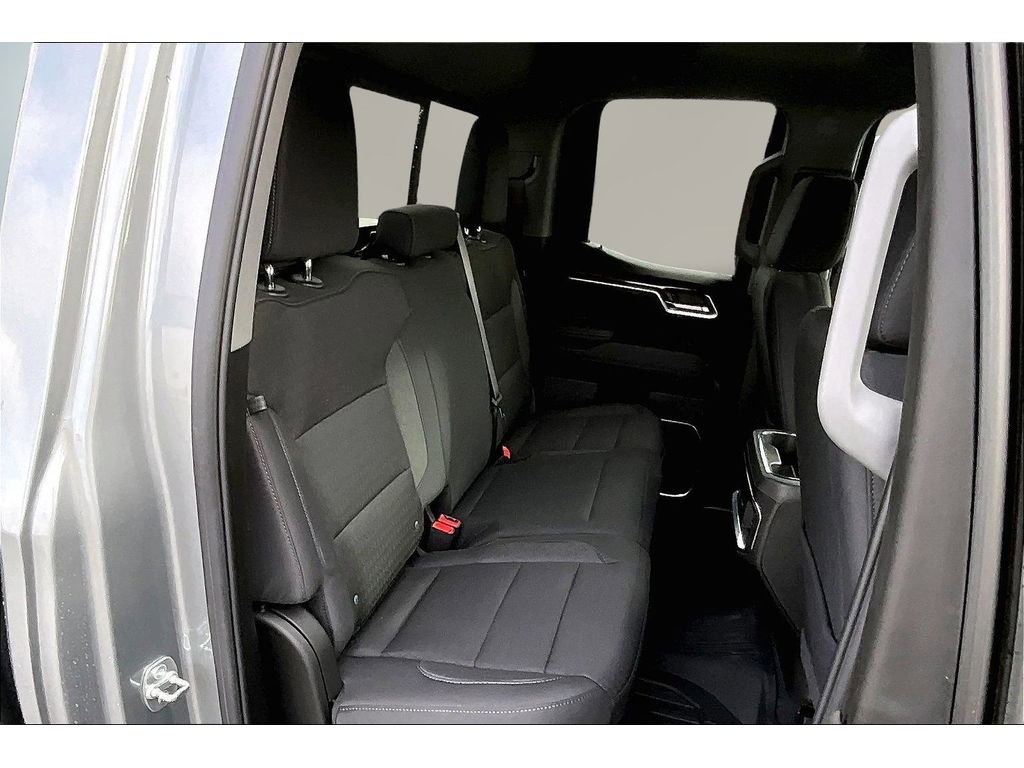 New 2025 GMC Sierra 1500 Elevation image 10