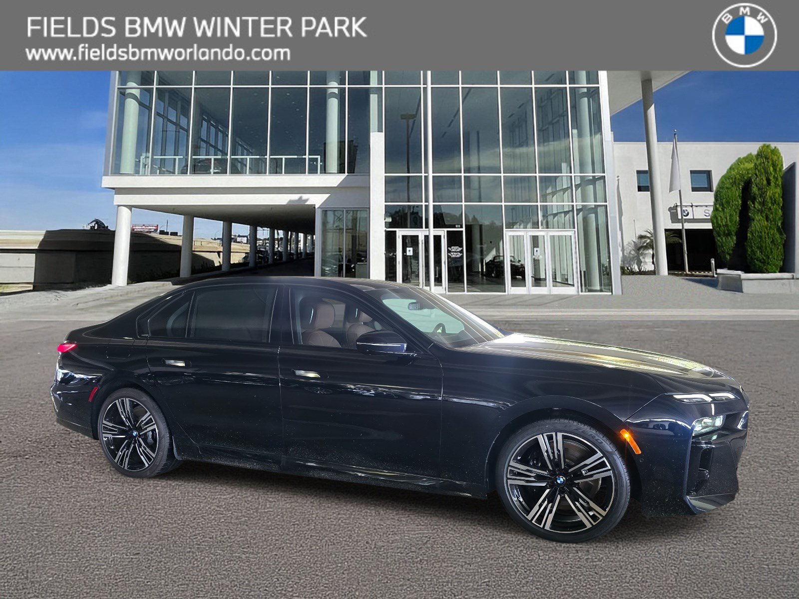 New 2025 BMW 750e xDrive w/ Premium Package