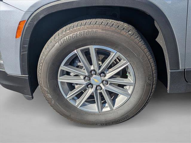 Used 2023 Chevrolet Traverse LT image 22