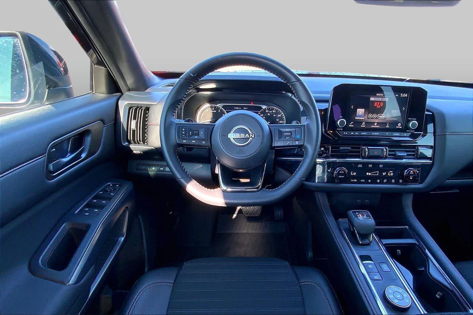 Used 2025 Nissan Pathfinder Rock Creek AWD/4WD image 6