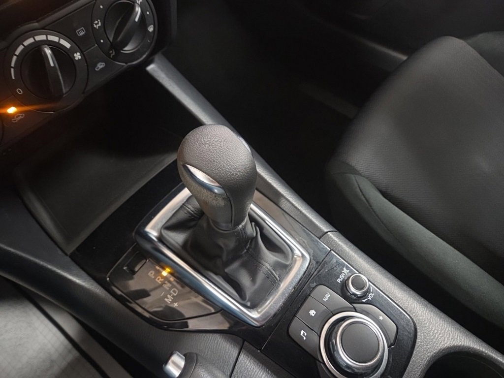 Used 2015 MAZDA MAZDA3 i Sport image 25