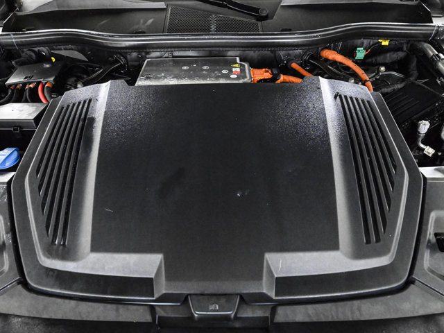 Certified 2023 Audi e-tron Prestige w/ Prestige Package image 24