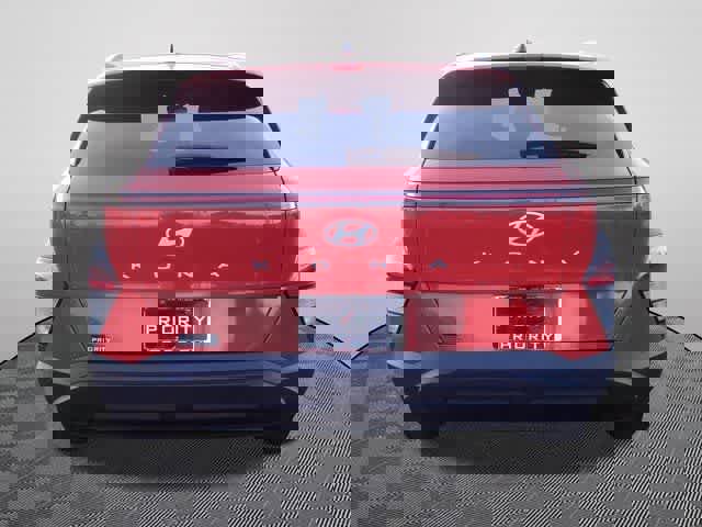 Used 2024 Hyundai Kona SEL image 3