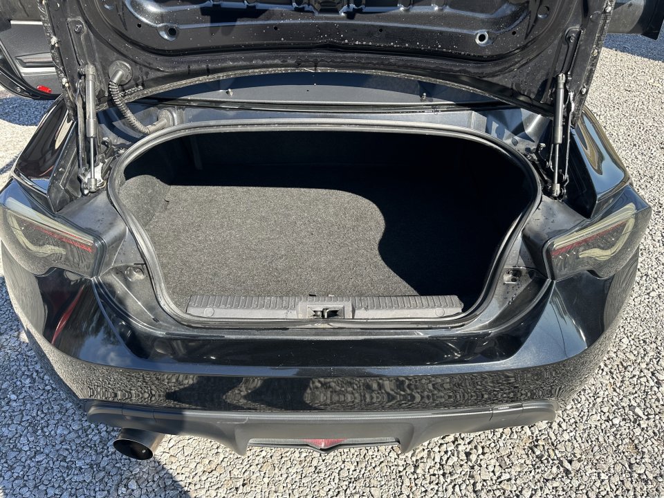 Used 2015 Scion FR-S image 16