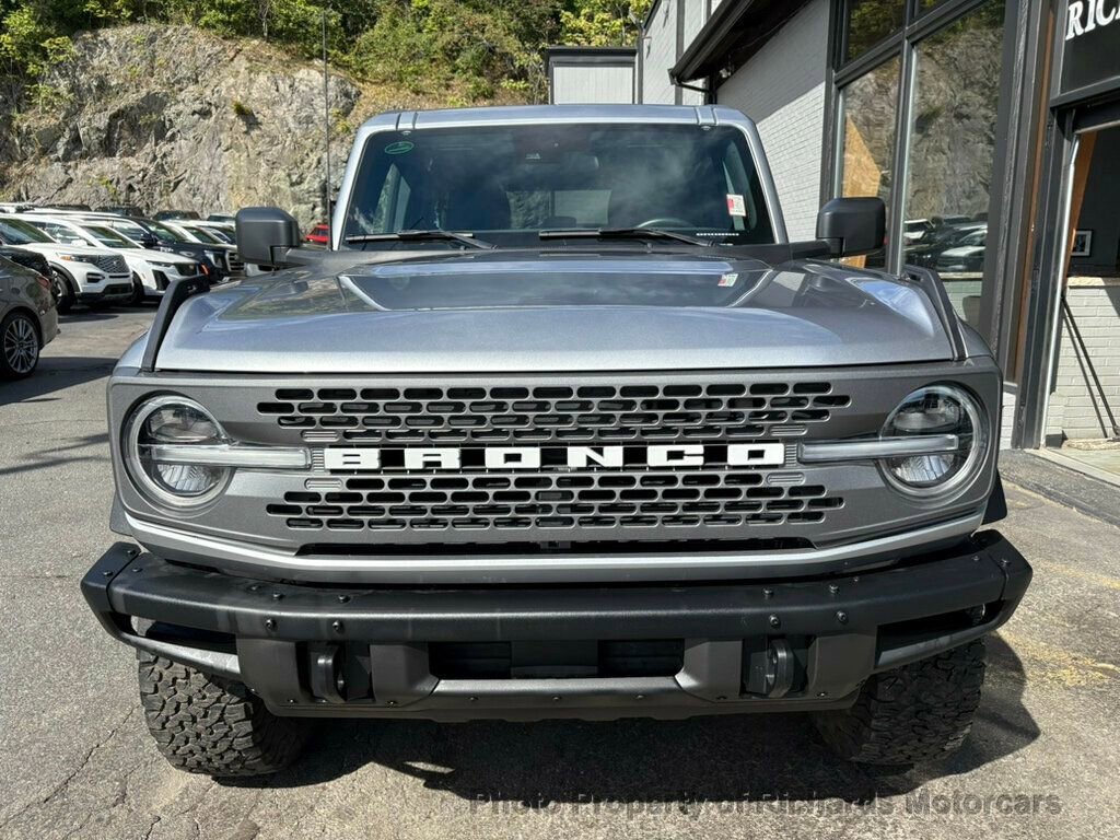 Used 2024 Ford Bronco Badlands image 9