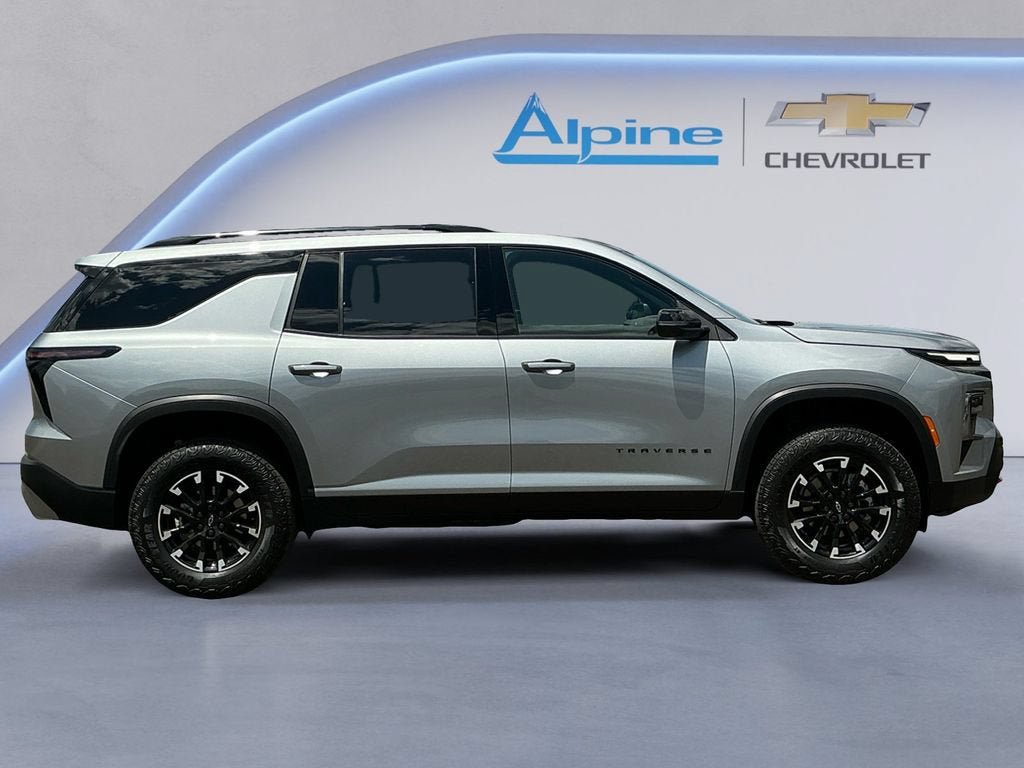 Used 2025 Chevrolet Traverse Z71 AWD/4WD image 6