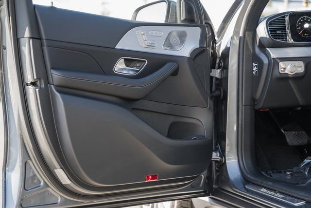 New 2026 Mercedes-Benz GLE 450 4MATIC image 39