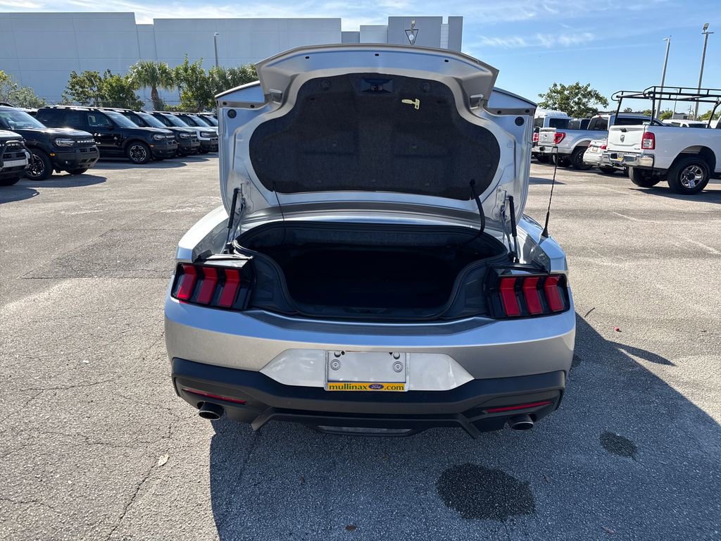 Used 2024 Ford Mustang Premium image 29