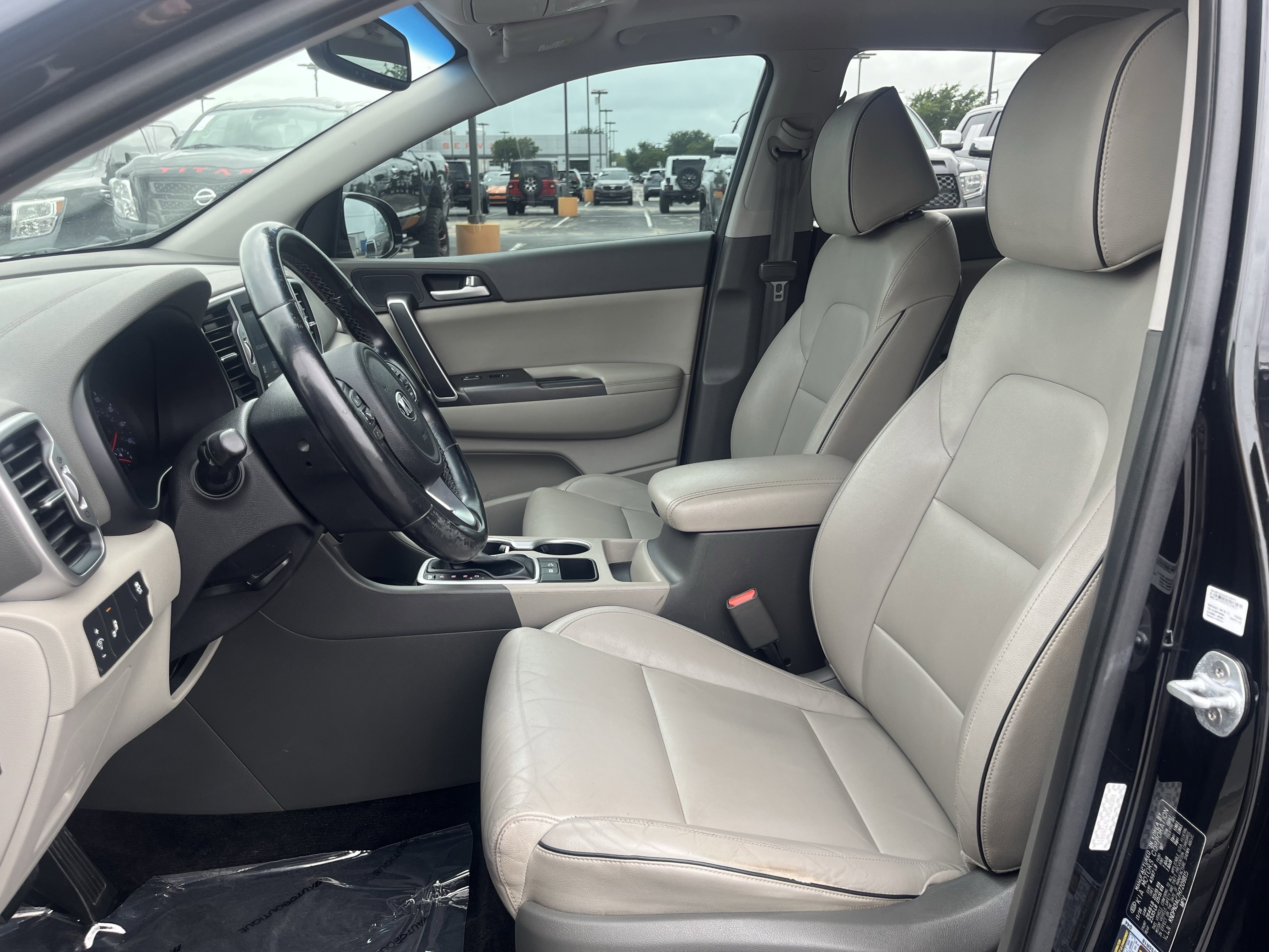 Used 2017 Kia Sportage EX w/ EX Premium Package FWD image 28