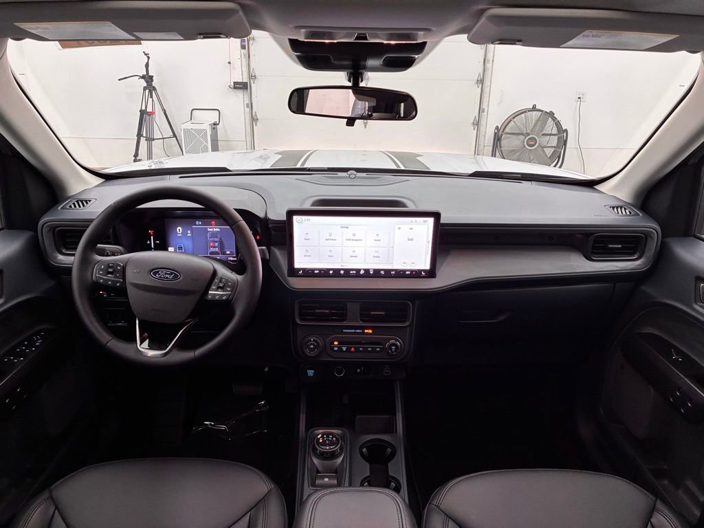 New 2025 Ford Maverick Lariat w/ Black Appearance Package video 2