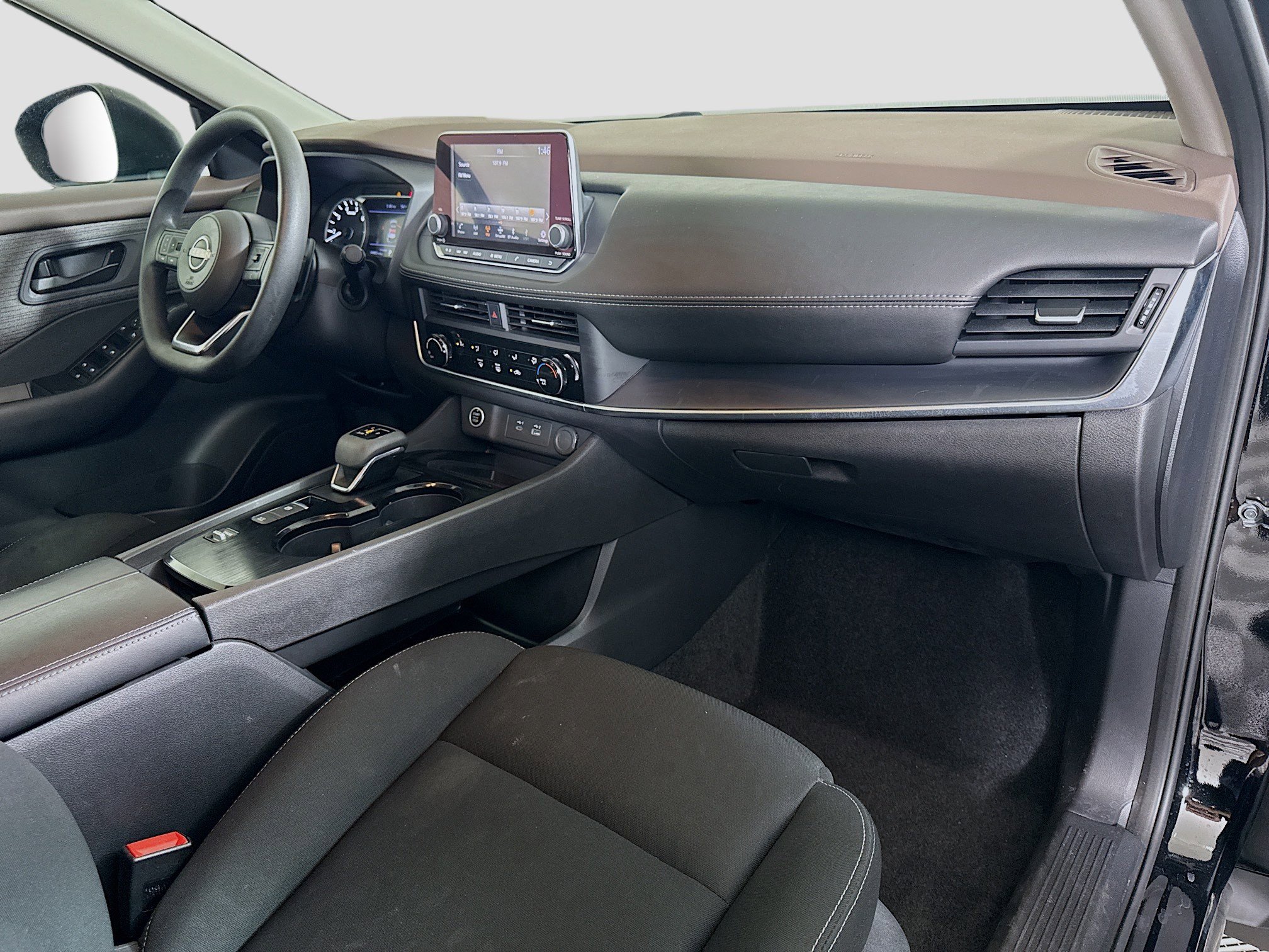 Used 2023 Nissan Rogue S FWD image 30