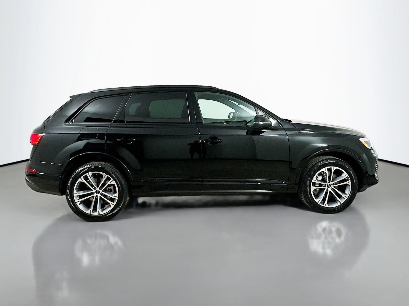 New 2026 Audi Q7 2.0T Premium AWD/4WD image 4