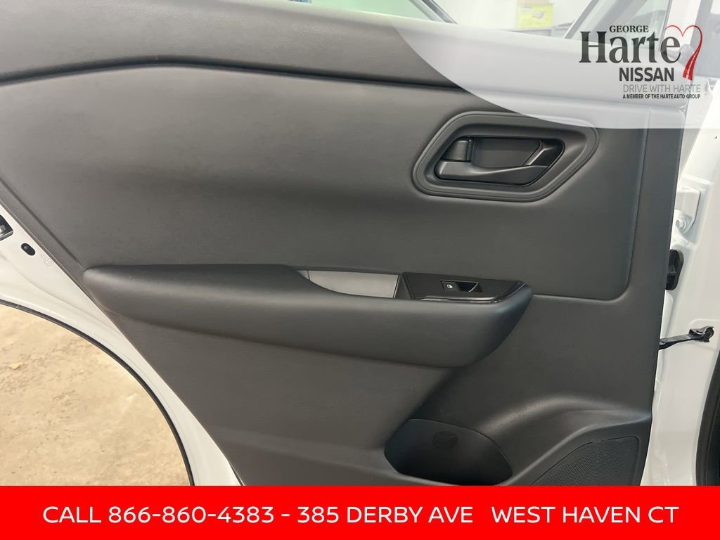 Certified 2025 Nissan Rogue S image 30