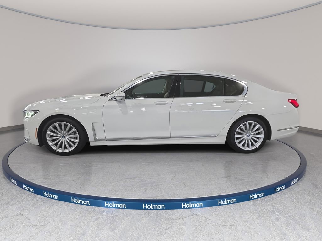 Certified 2022 BMW 740i w/ Premium Package RWD image 8