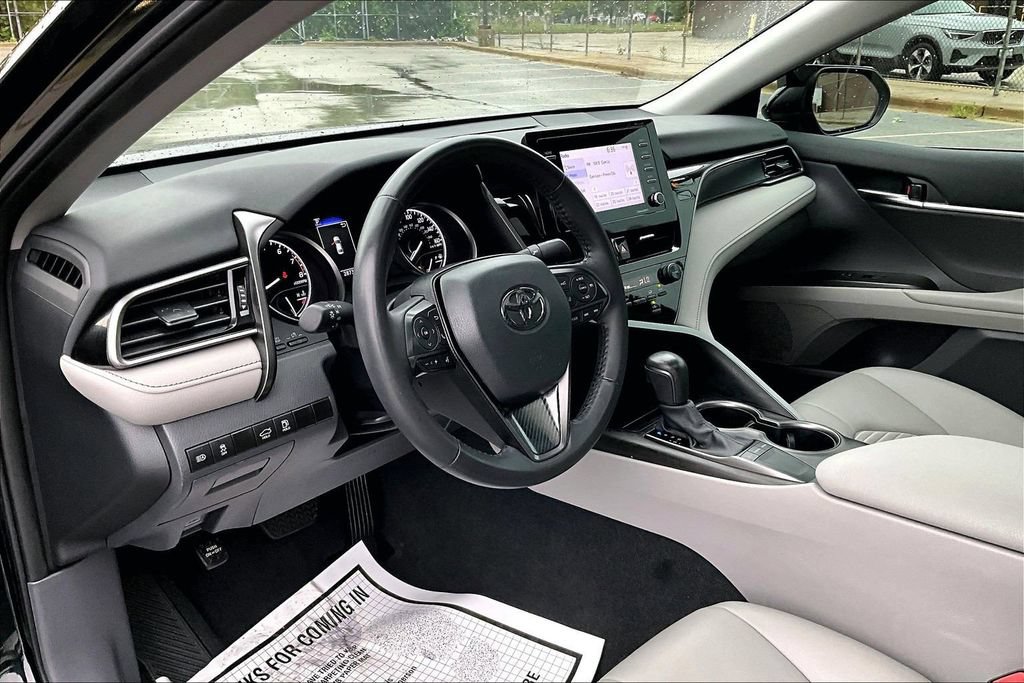 Used 2024 Toyota Camry SE FWD image 13