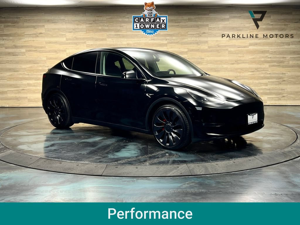 Used 2024 Tesla Model Y Performance AWD/4WD image 1