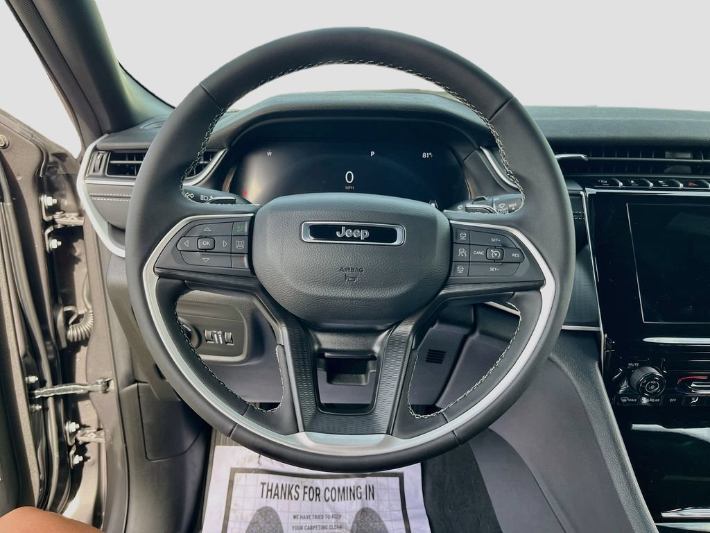 New 2026 Jeep Grand Cherokee 4WD image 11