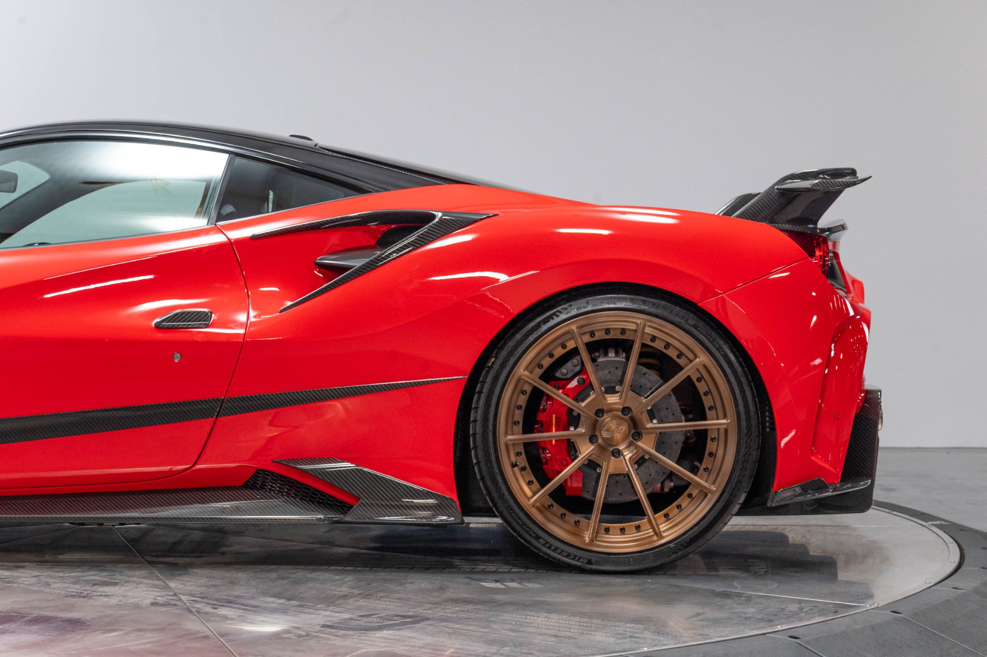 Used 2016 Ferrari 488 GTB RWD image 46