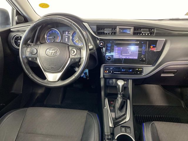 Used 2018 Toyota Corolla SE image 12