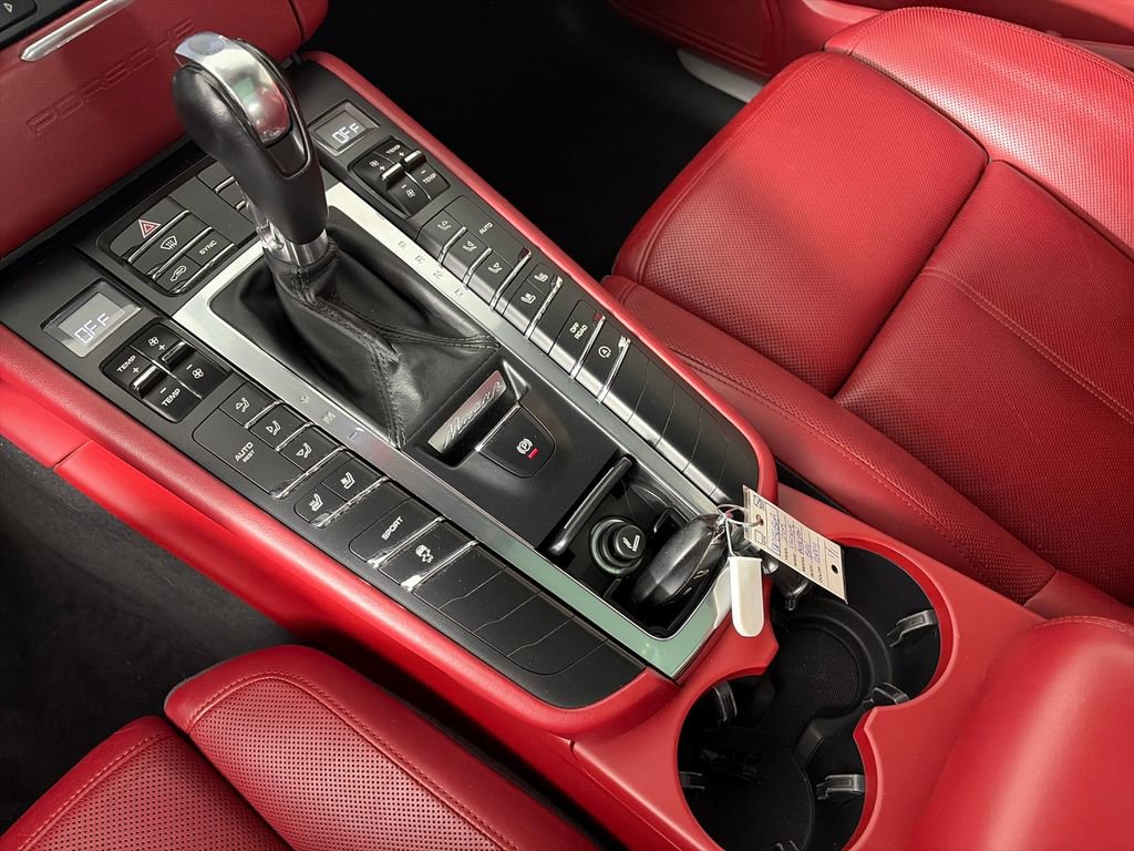 Used 2015 Porsche Macan S AWD/4WD image 22