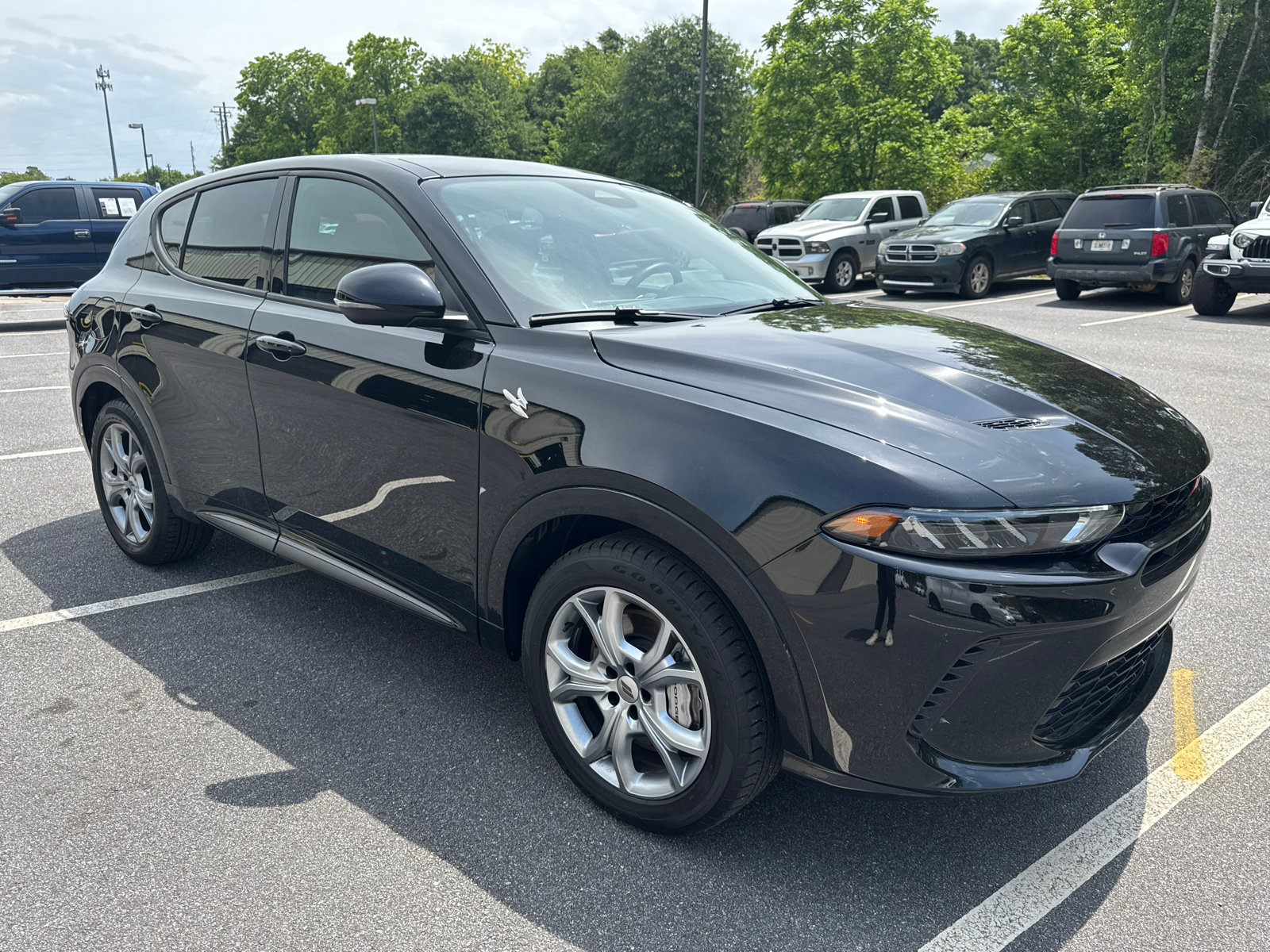 Used 2025 Dodge Hornet R/T w/ R/T Plus Package AWD/4WD image 3