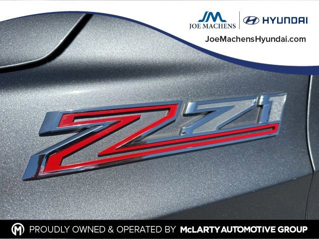 Used 2022 Chevrolet Suburban Z71 w/ Luxury Package image 4