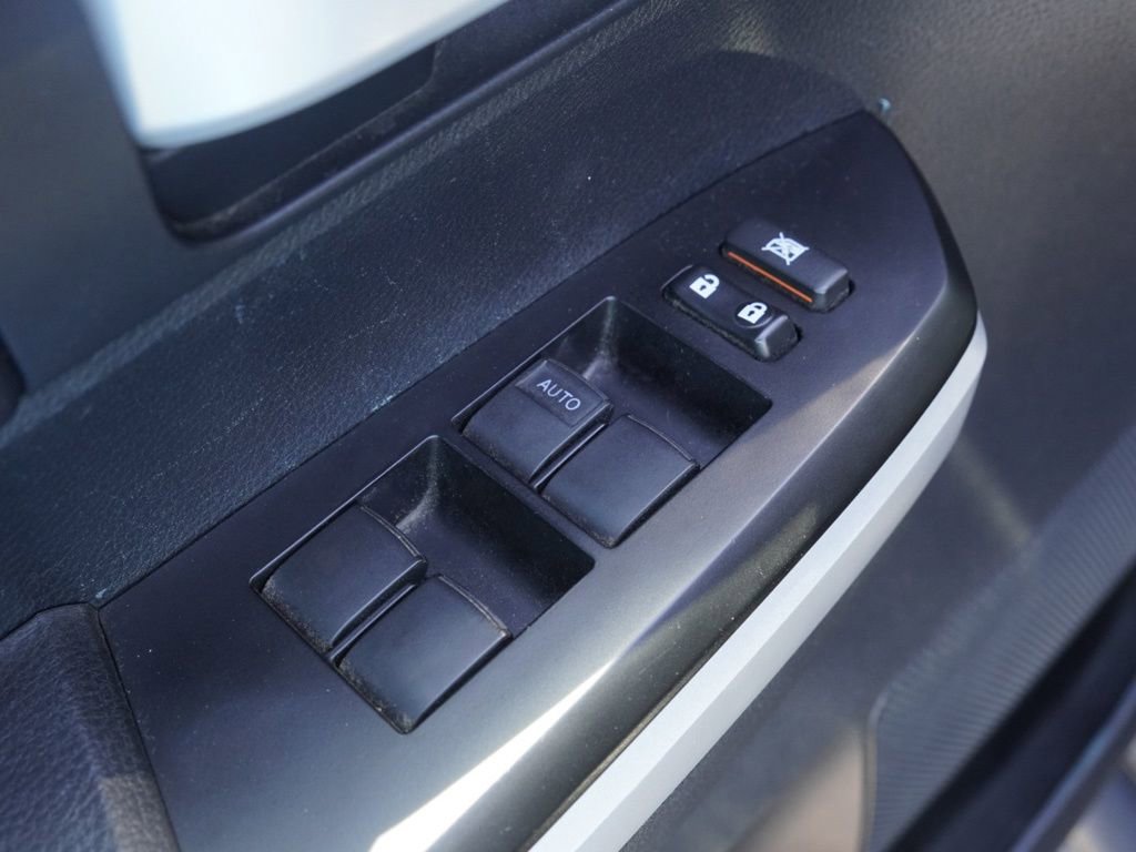 Used 2015 Toyota Tundra SR5 image 13