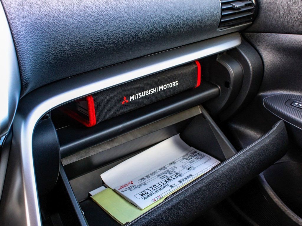 New 2026 Mitsubishi Eclipse Cross SE AWD/4WD image 19