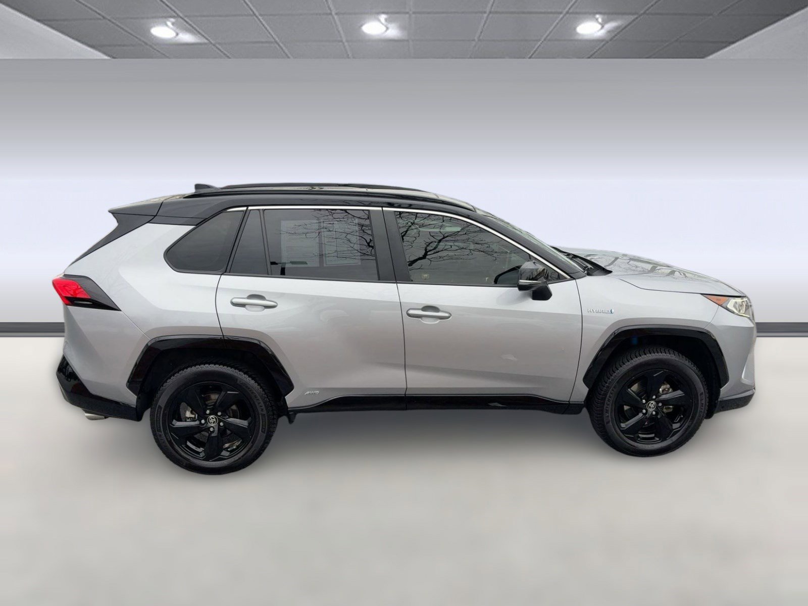 Used 2021 Toyota RAV4 XSE image 8
