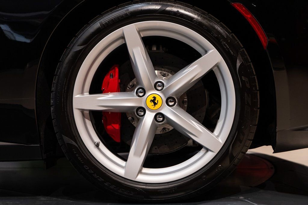 Certified 2020 Ferrari GTC4Lusso T image 14