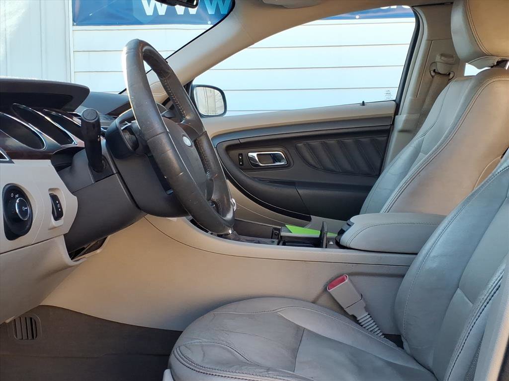 Used 2011 Ford Taurus SEL w/ 201A Rapid Spec Order Code image 7
