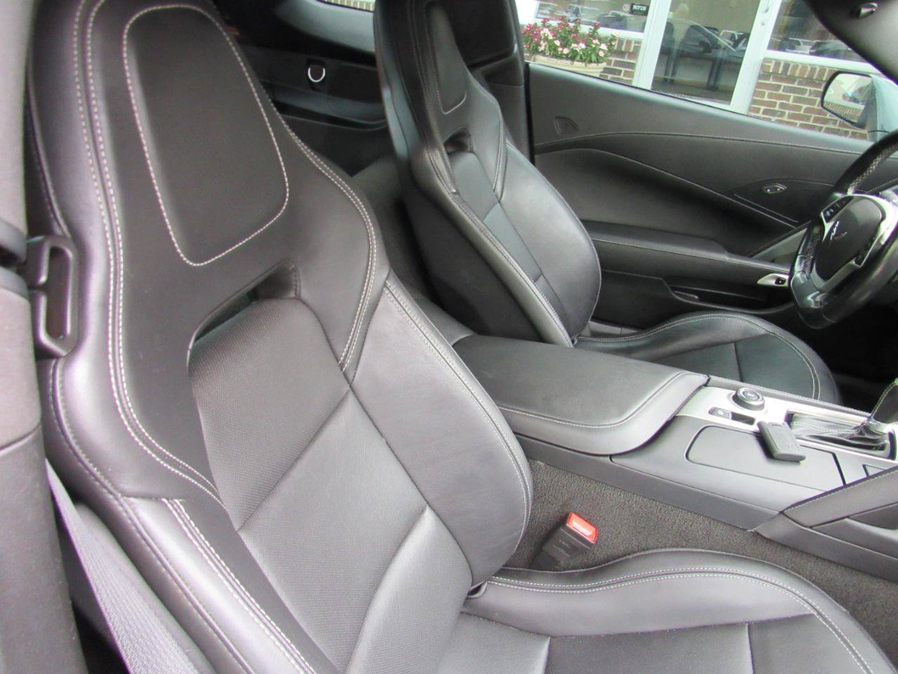 Used 2018 Chevrolet Corvette Grand Sport RWD image 40