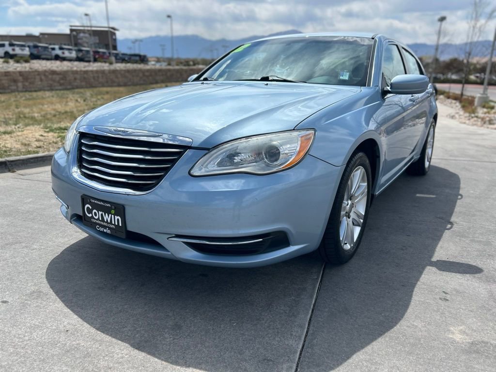 Used 2012 Chrysler 200 Touring w/ Sun/Sound Group image 3