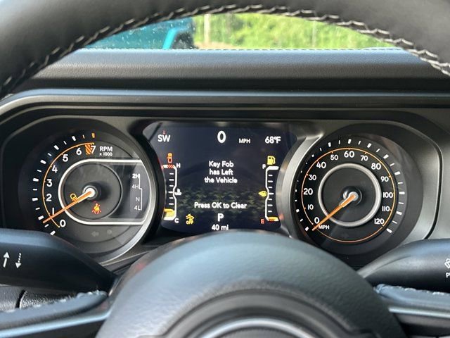 New 2025 Jeep Gladiator Mojave w/ Steel Bumper Group image 24