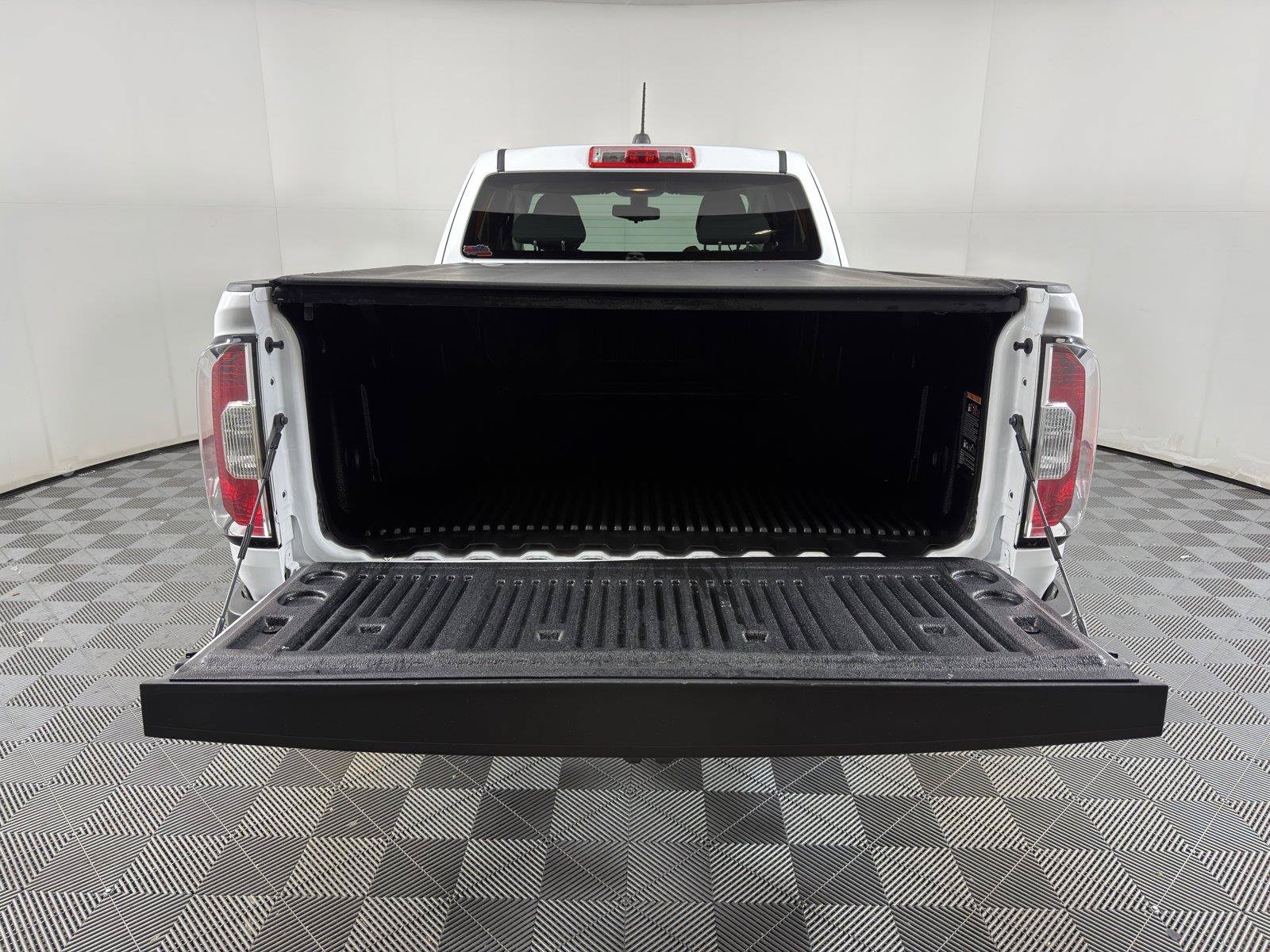 Certified 2022 GMC Canyon Elevation Standard w/ Convenience Package RWD image 14