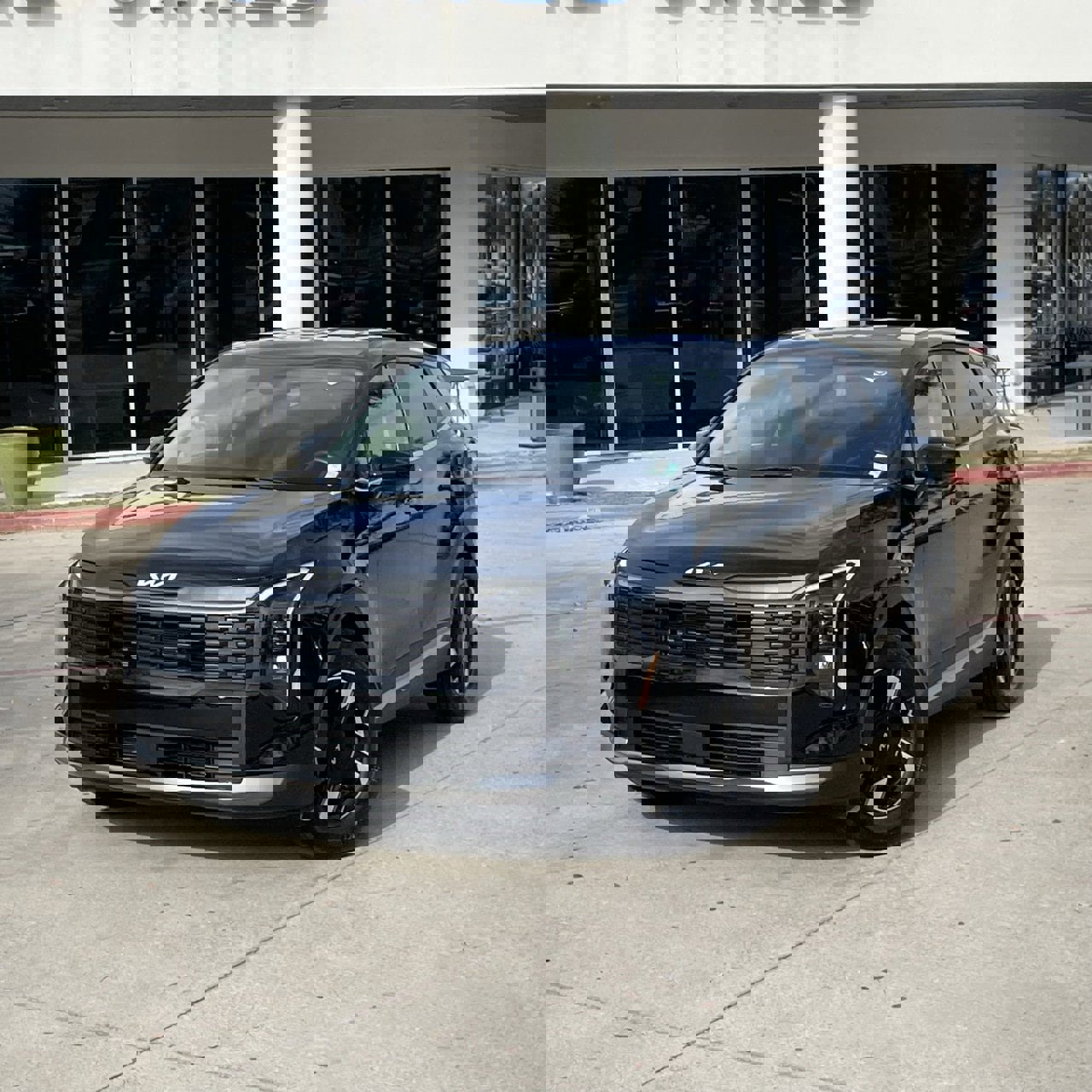 Used 2026 Kia Sportage LX image 9