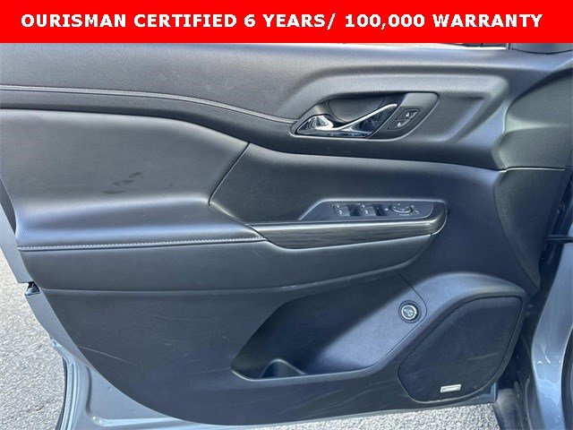 Certified 2023 GMC Acadia SLT image 19