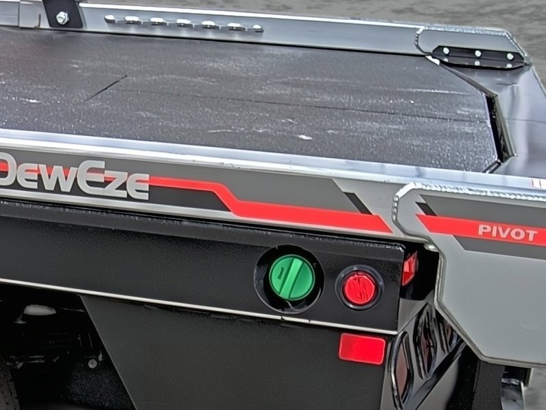 Used 2024 GMC Sierra 3500 SLE w/ SLE Convenience Package image 10