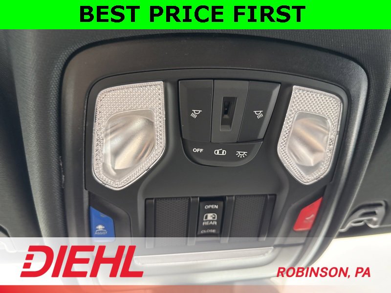 New 2026 RAM 1500 4x4 Crew Cab image 34