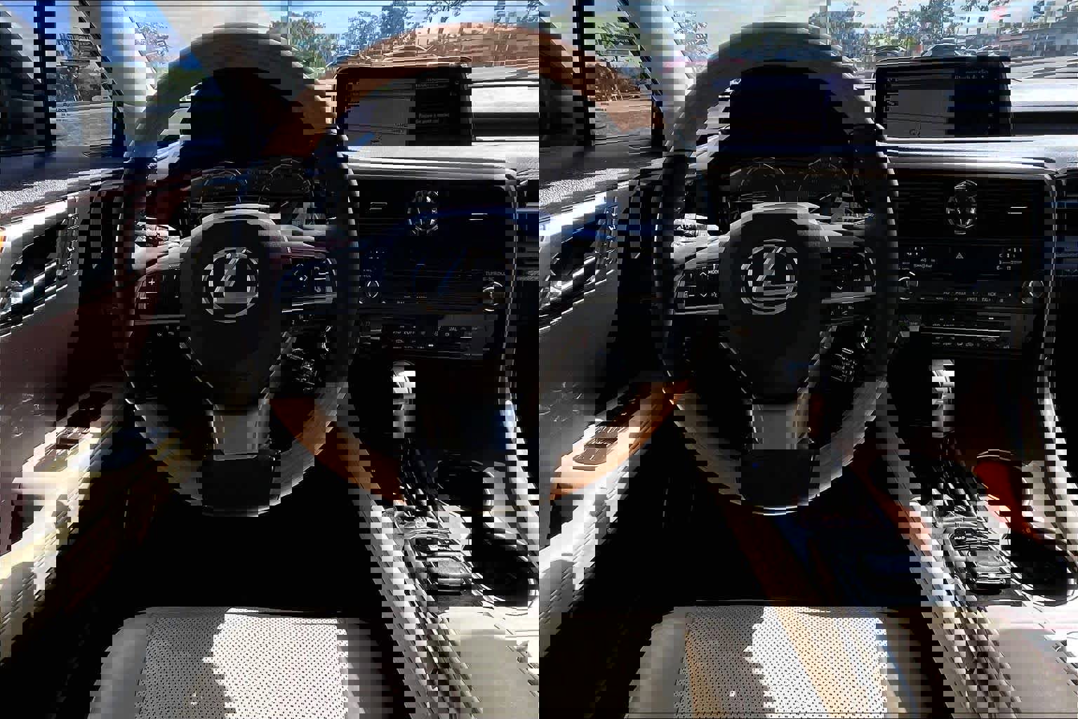 Used 2019 Lexus RX 450h AWD w/ Navigation Package image 6