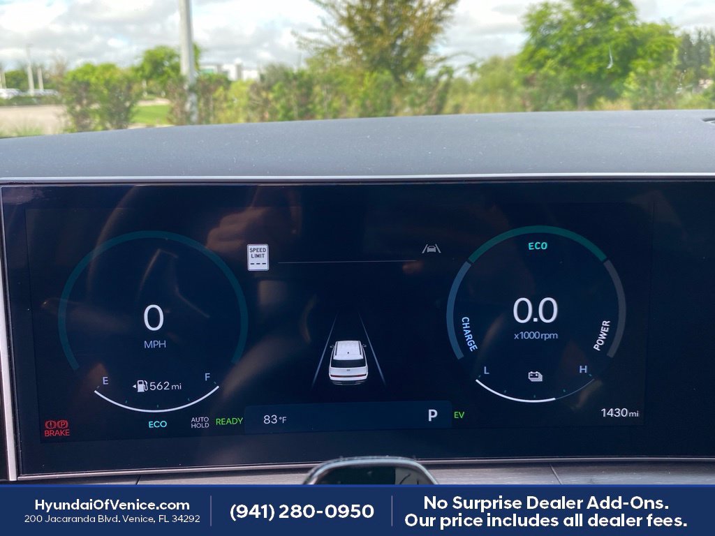 Certified 2026 Hyundai Santa Fe Limited FWD image 17