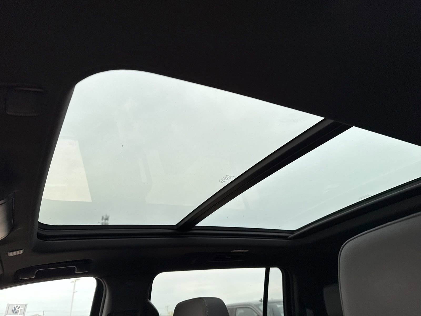 Used 2024 Chevrolet Suburban Z71 w/ Luxury Package image 13