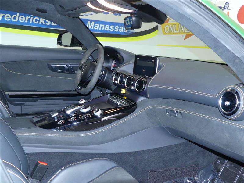 Used 2018 Mercedes-Benz AMG GT R image 21