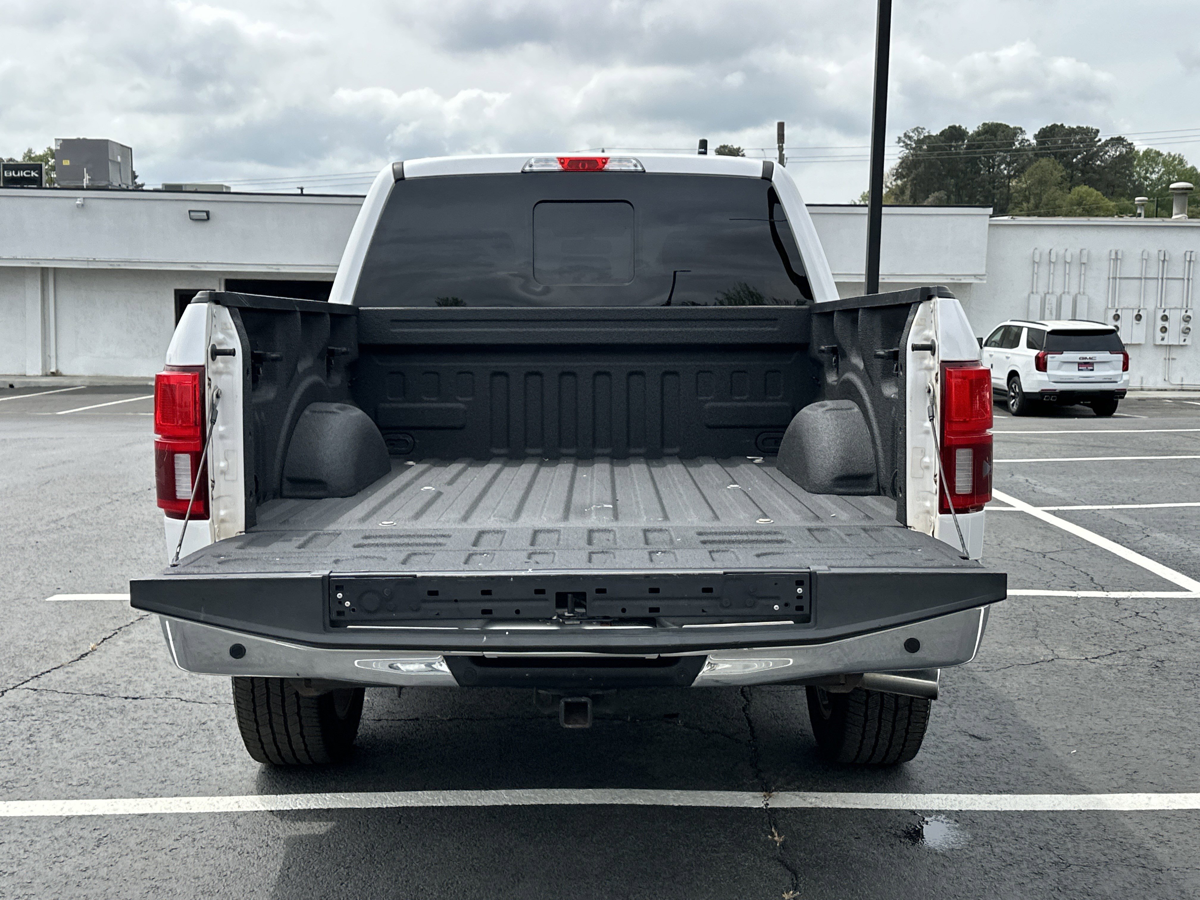 Used 2018 Ford F150 Lariat image 13