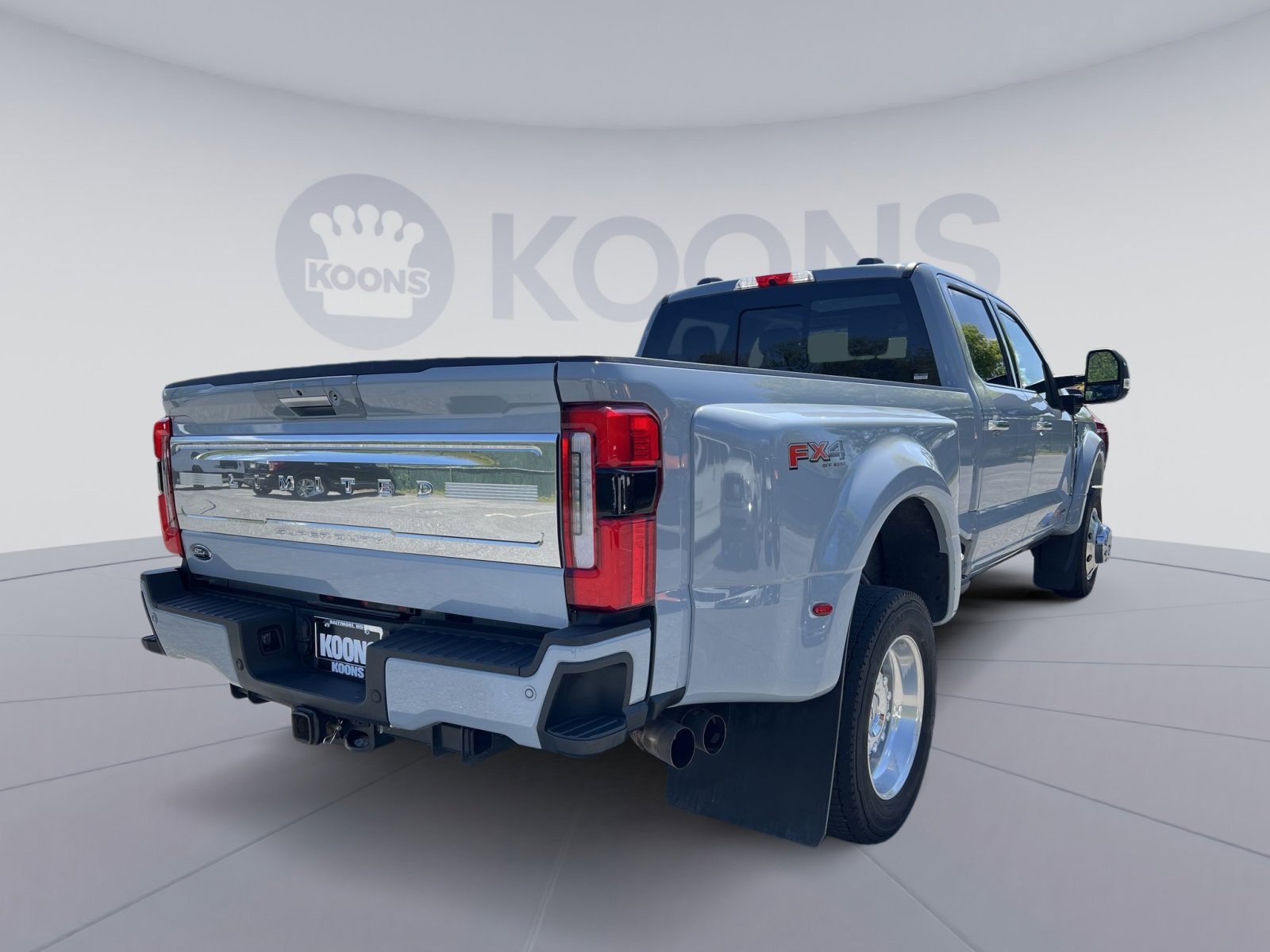 Used 2024 Ford F450 Limited w/ FX4 Off-Road Package AWD/4WD image 16