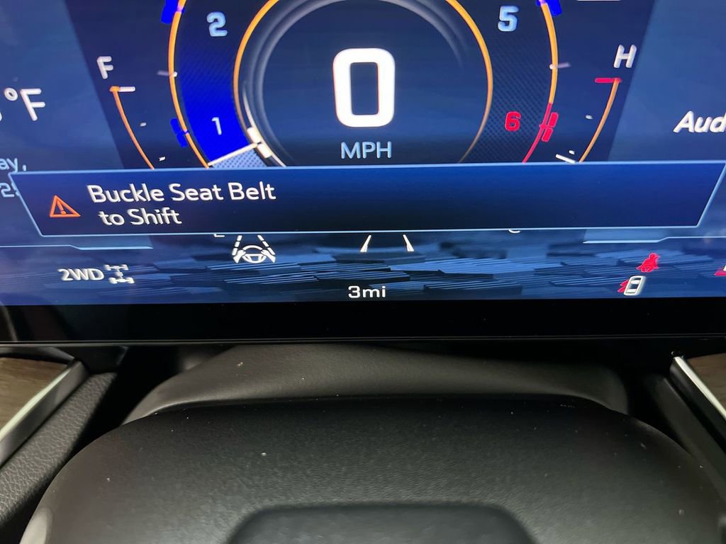 New 2026 Chevrolet Suburban High Country image 13