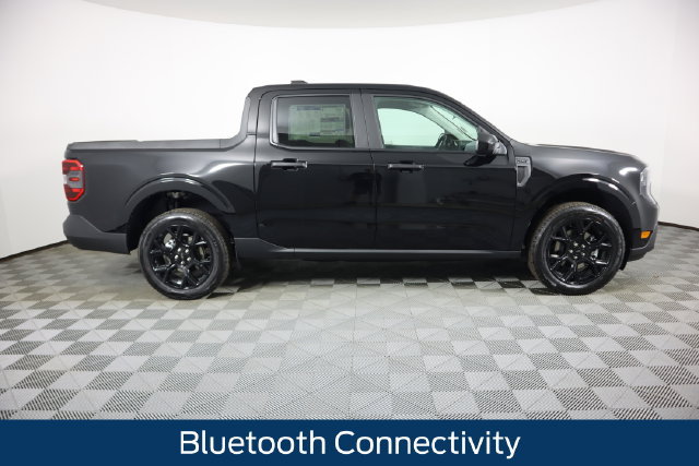 New 2026 Ford Maverick XLT w/ Equipment Group 301A AWD/4WD image 2