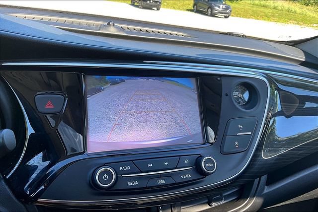 Used 2020 Buick Envision Essence AWD/4WD image 20