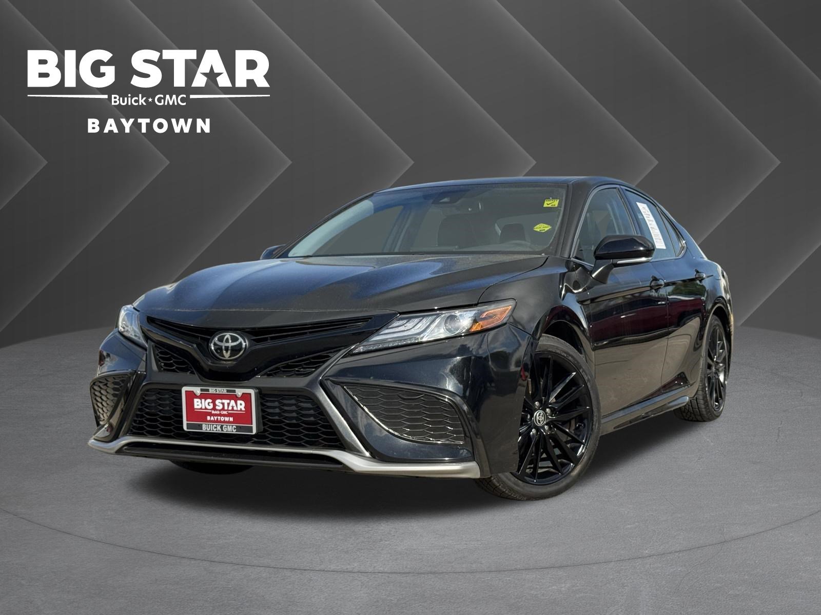 Used 2024 Toyota Camry XSE image 1