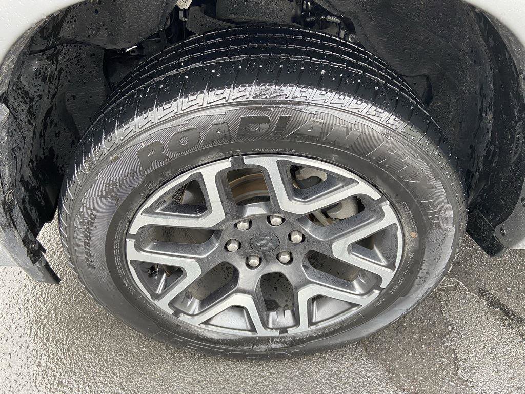 Used 2025 RAM 1500 Laramie image 18